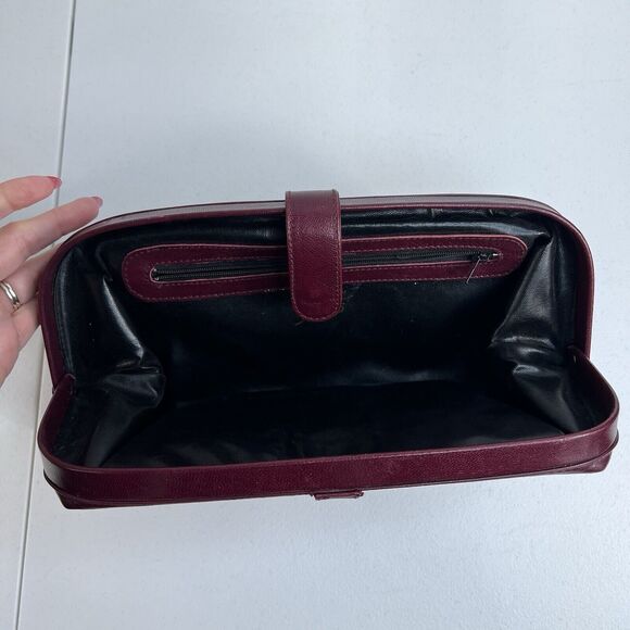 Sakowitz Saks Clutch Cranberry Marlot Burgundy Italian Leather Handbag Italy - Picture 7 of 16